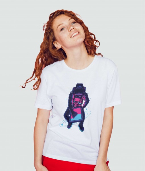 Дамска тениска с щампа Арт Astronaut screen printer
